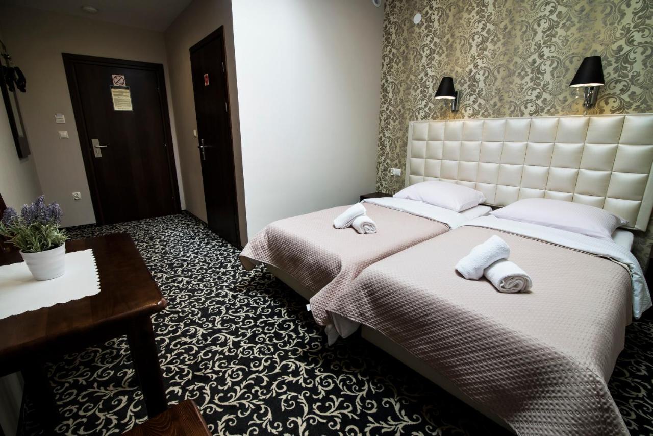 Pod Ksiecia Gorka Hotel Oleszyce Kültér fotó