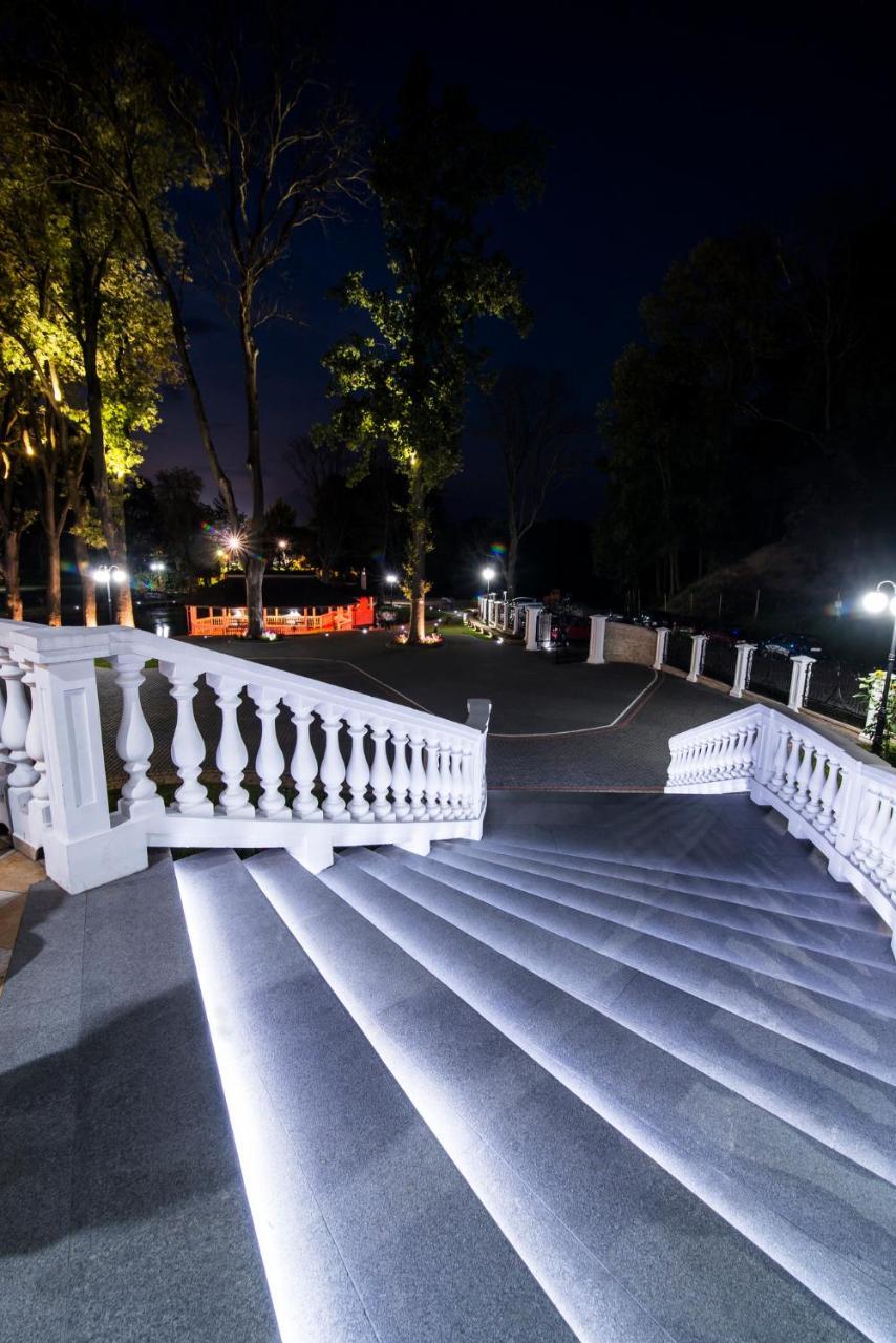 Pod Ksiecia Gorka Hotel Oleszyce Kültér fotó